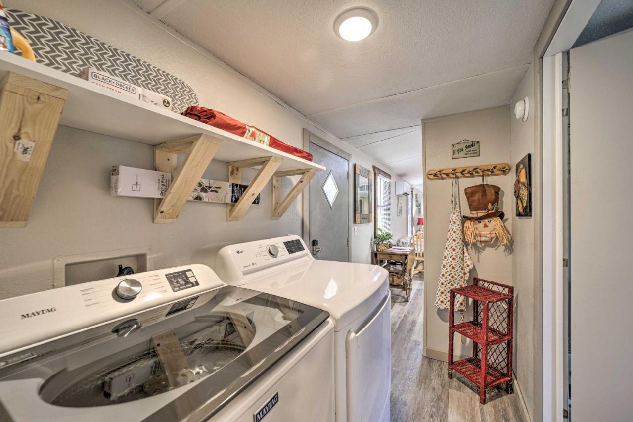 Smoky Mountain Vacation Rental With Hot Tub And Kayaks Whittier Екстер'єр фото