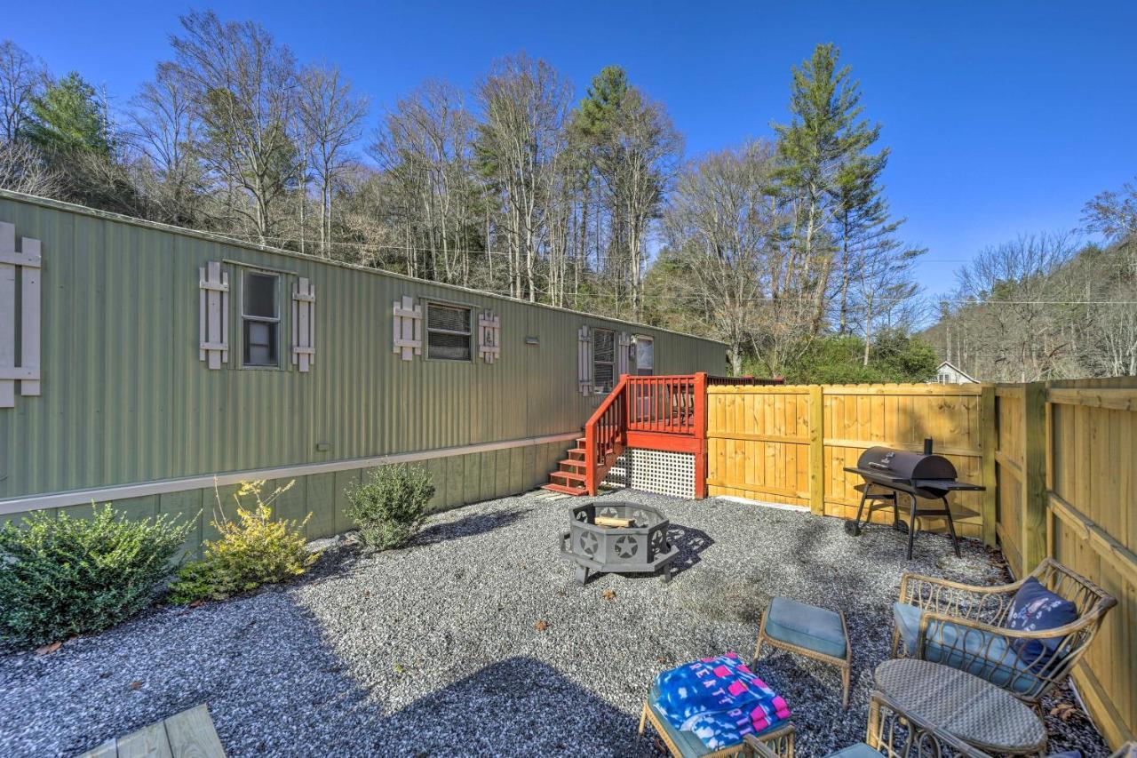 Smoky Mountain Vacation Rental With Hot Tub And Kayaks Whittier Екстер'єр фото