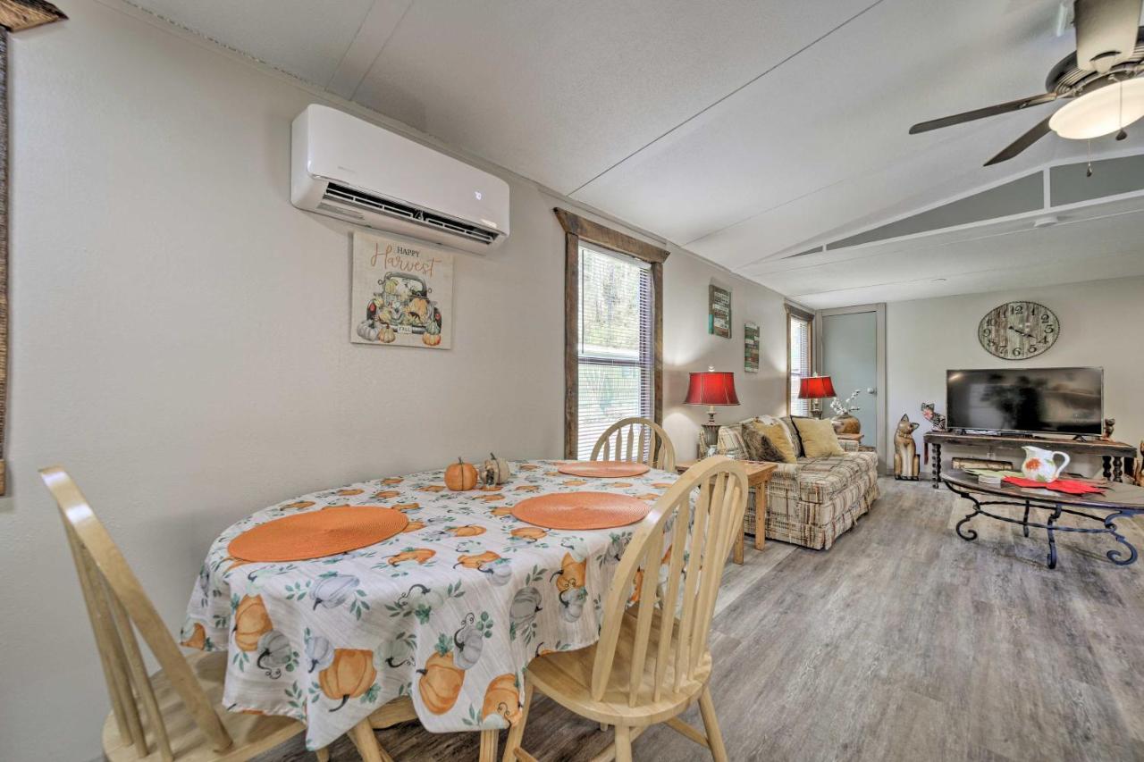 Smoky Mountain Vacation Rental With Hot Tub And Kayaks Whittier Екстер'єр фото