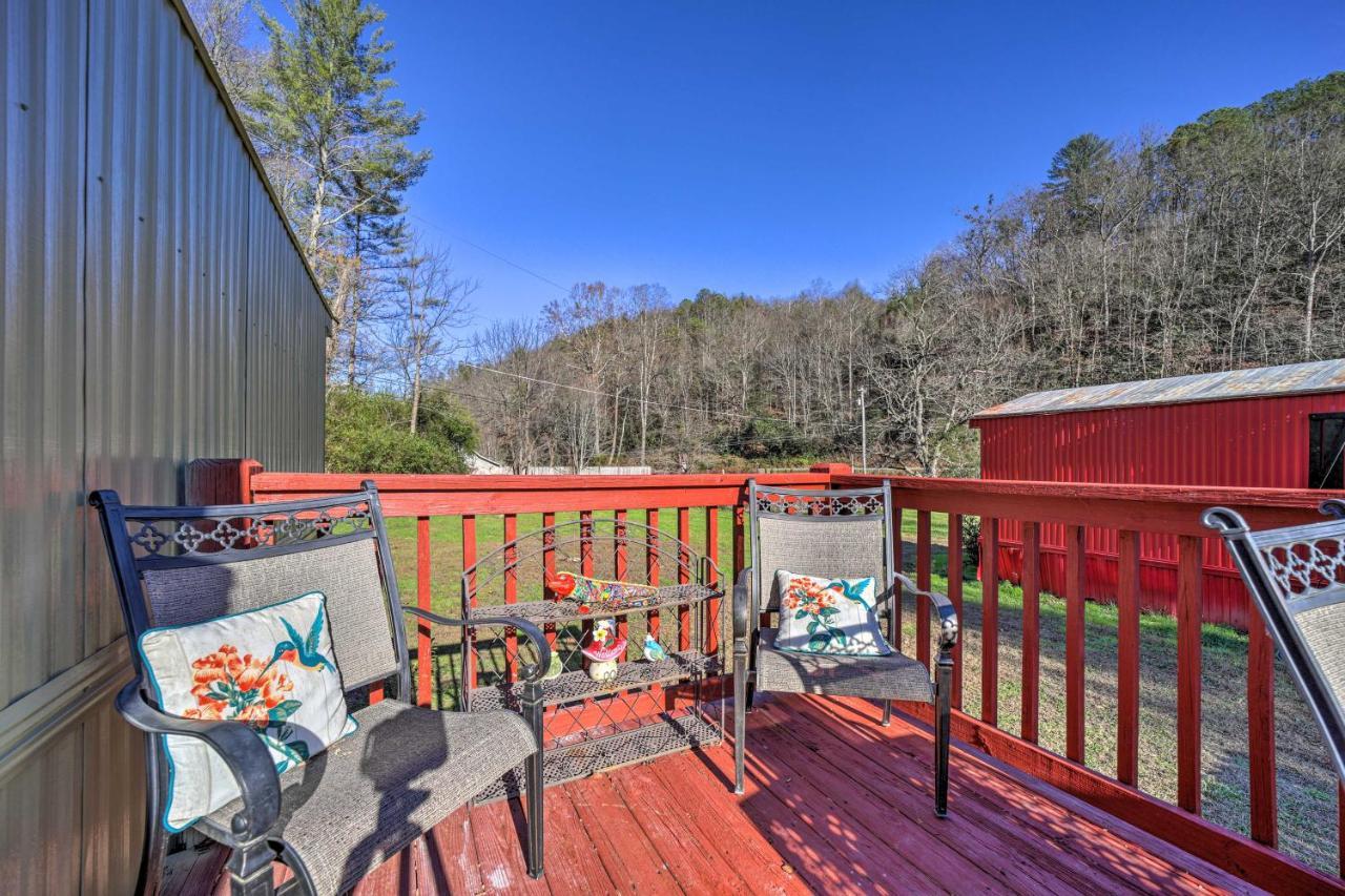 Smoky Mountain Vacation Rental With Hot Tub And Kayaks Whittier Екстер'єр фото